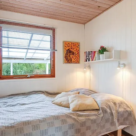 Three-bedroom Holiday In Ferienhaus